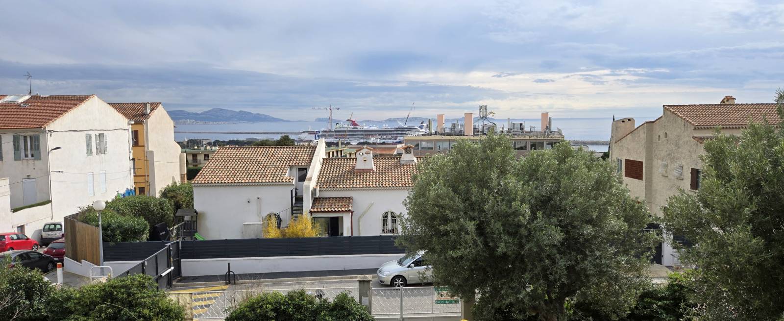 vue sur la mer depuis la terrasse