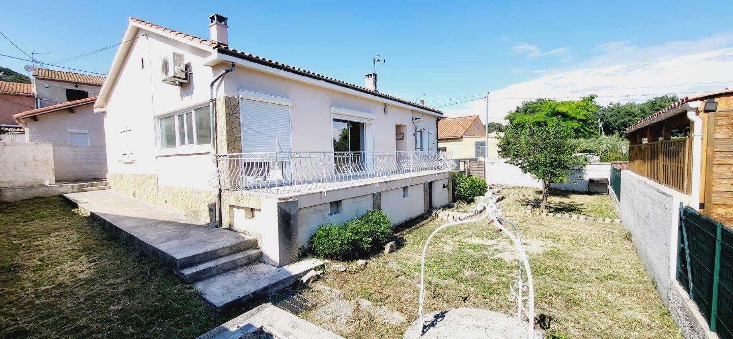 EXCLUSIVITE LE ROVE. VILLA T4 TRADITIONNELLE AVEC BEAU JARDIN PISCINABLE ET T2 INDEPENDANT