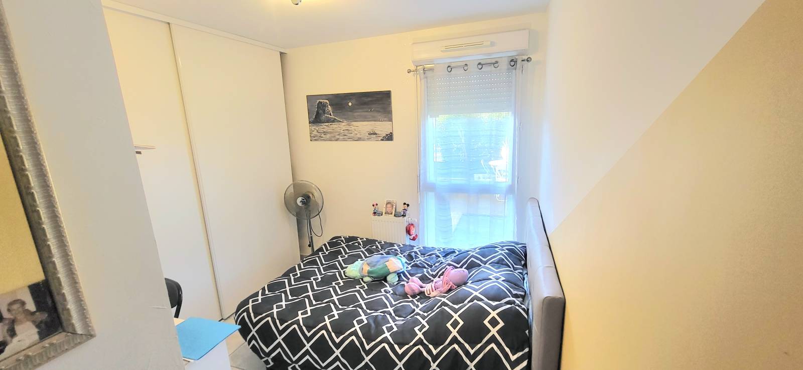 MAGNIFIQUE T3  AVEC  JARDIN  ET PARKING