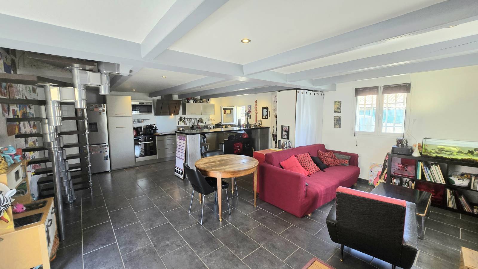 salon / salle a manger 