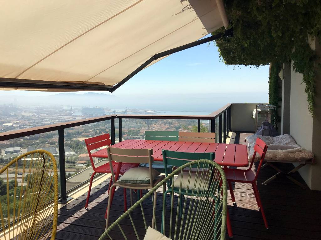 Appartement T3 dans résidence standing HAUTEURS DE L'ESTAQUE 16ème. Terrasse vue Mer. Garage