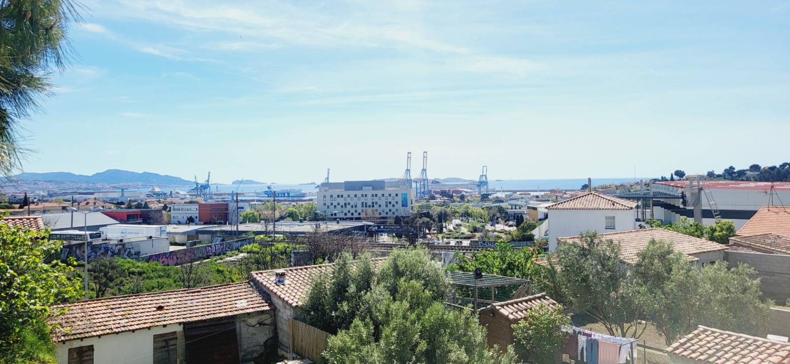 MAISON 6 Pièces sur les hauteurs du 16eme arrondissement/Saint-Henri