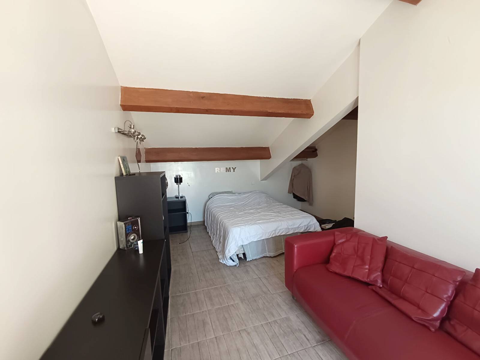 EXCLUSIVITE. / HAUTEURS 16° arrond. Belle maison contemporaine avec beau jardin et piscine