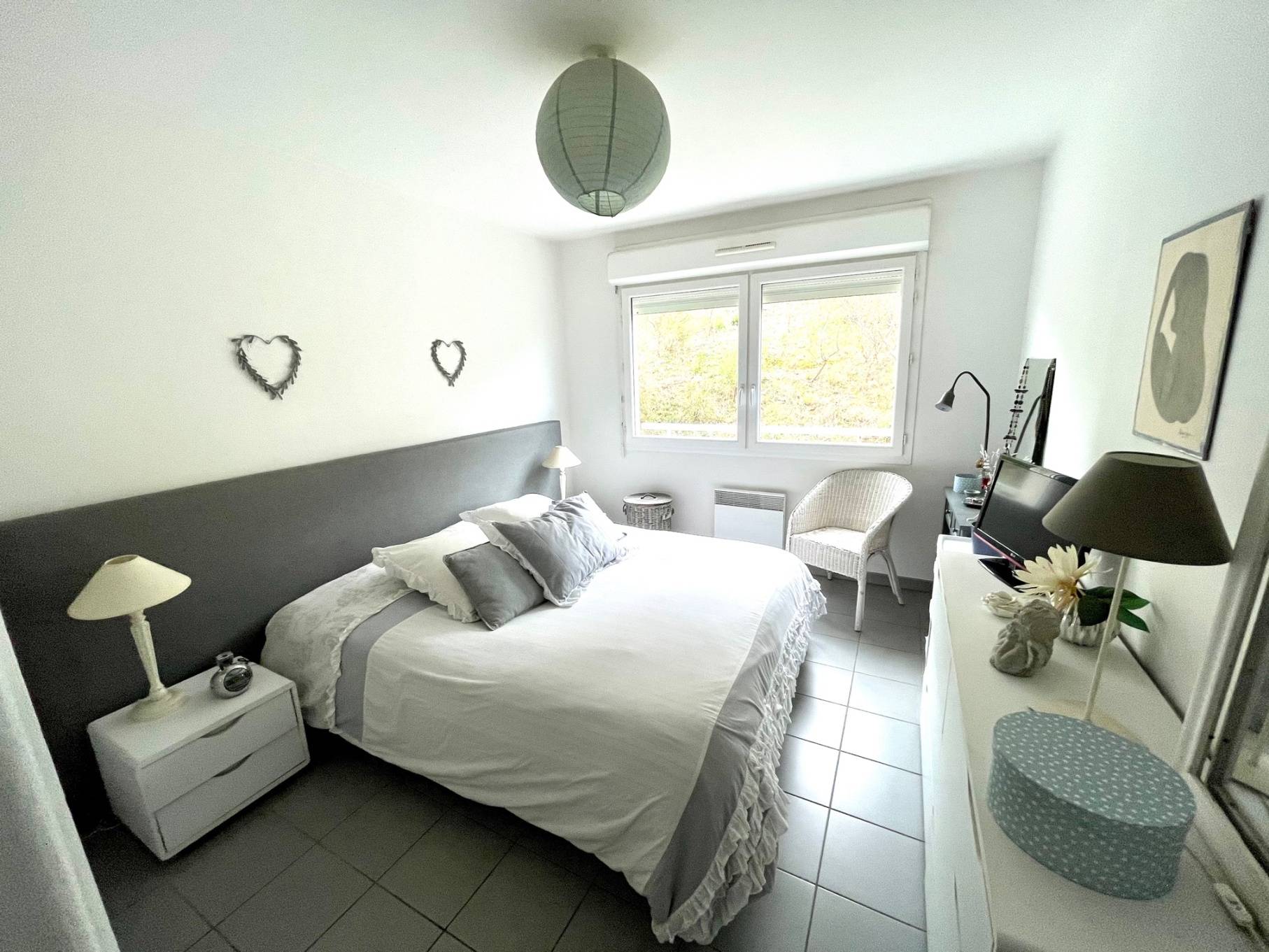 L'ESTAQUE Magnifique appartement T3 avec terrasse Vue mer. Garage.