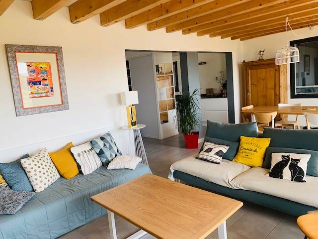 L'ESTAQUE 16EME. Appartement Duplex T4 avec terrasses vue mer . Parking. Cave