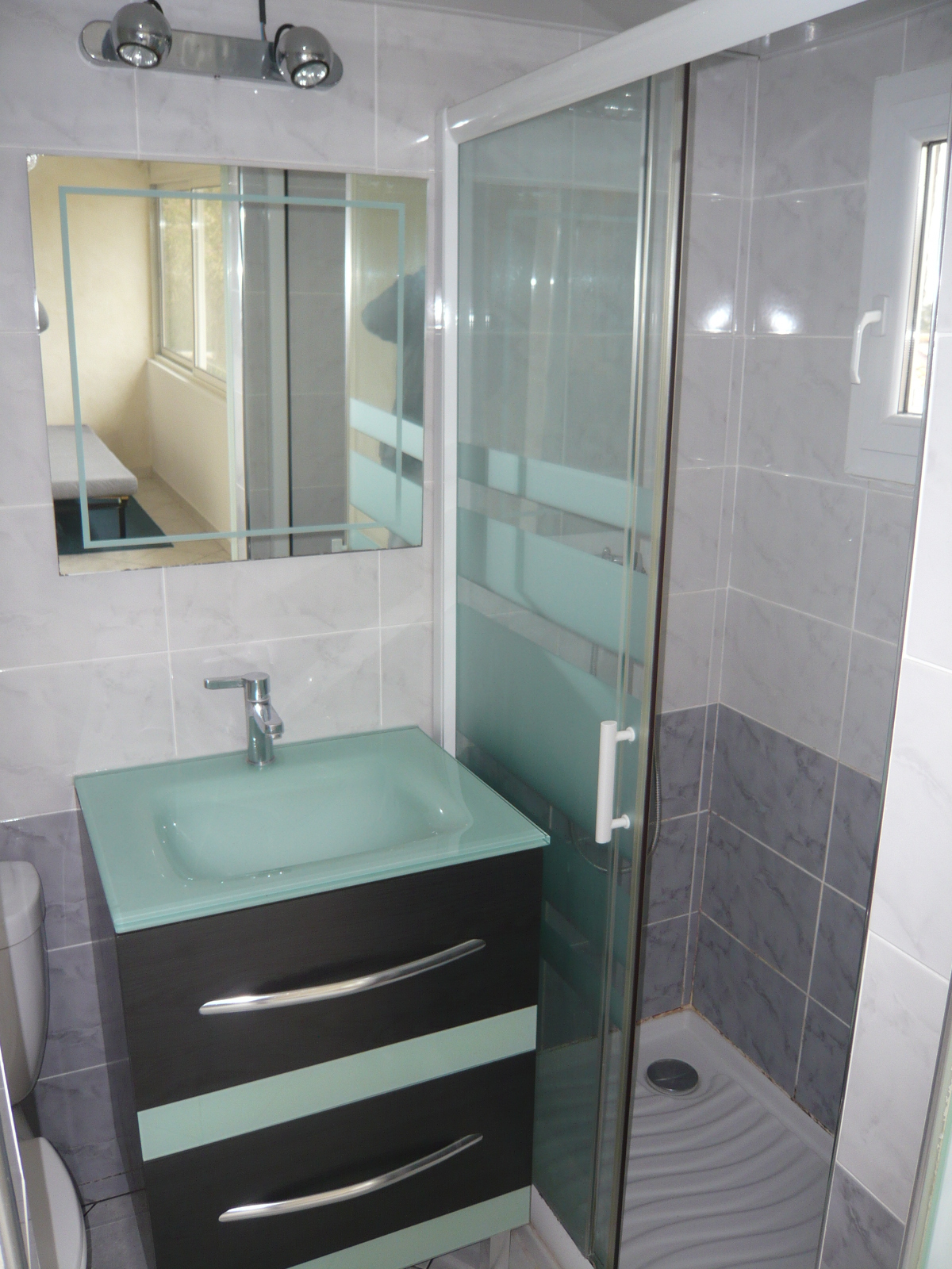 Appartement T2 LE ROVE Vue collines. estimation, prix au M2, expertise