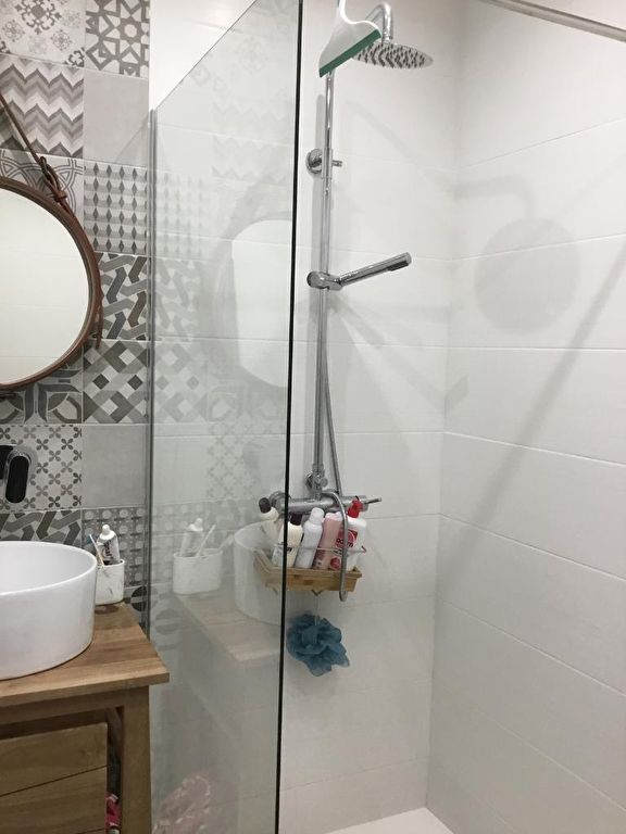 Appartement T3 CARRY LE ROUET Centre ville excellentes prestations. Terrasse. Parking privé