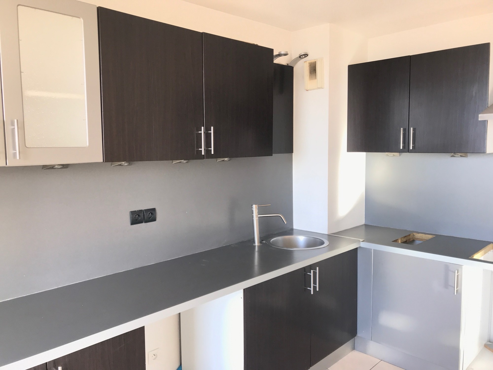 Appartement T5 Marseille 13016 L'ESTAQUE Vue mer. Grands volumes. Garage & parking