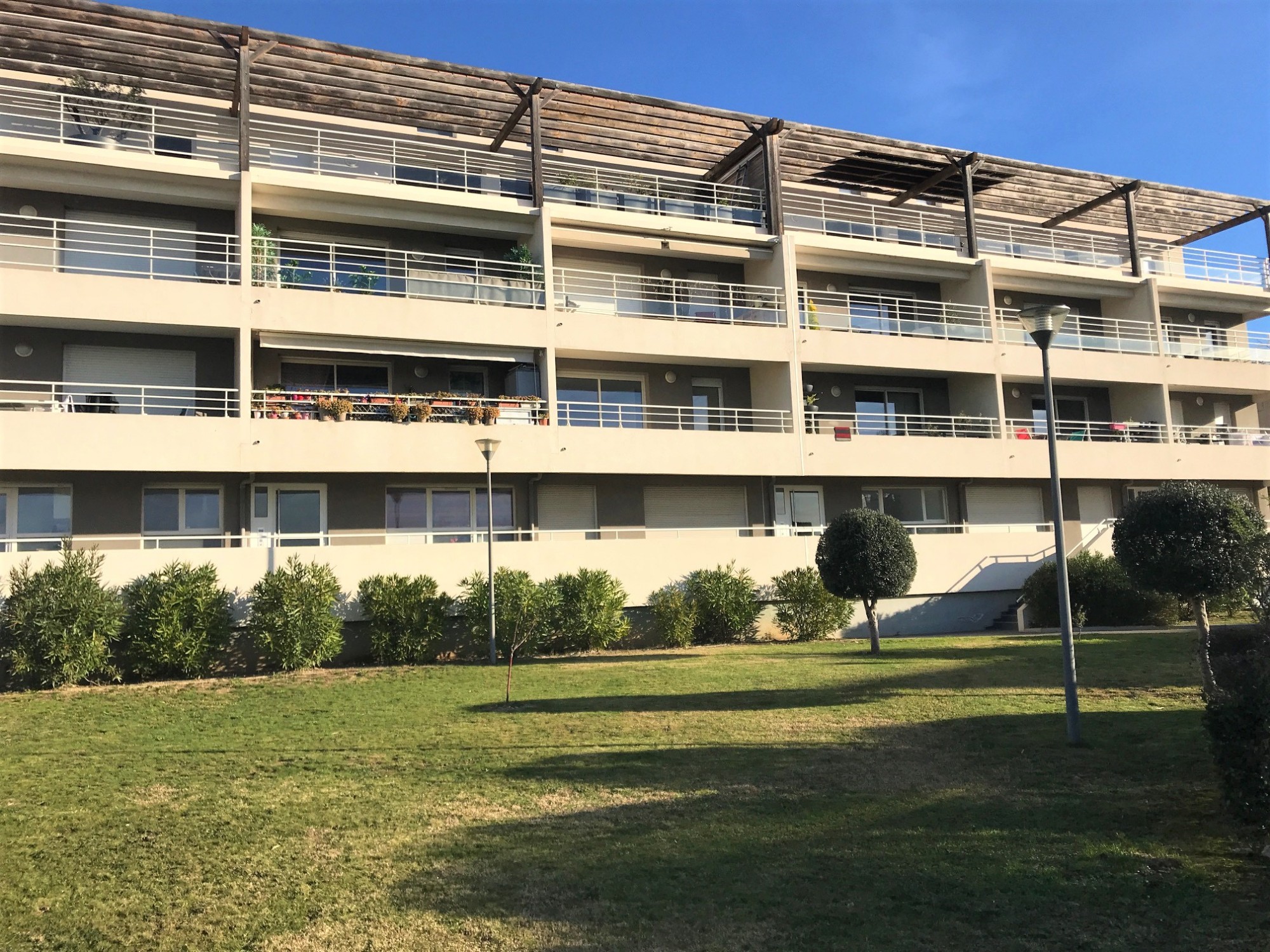 Appartement T5 Marseille 13016 L'ESTAQUE Vue mer. Grands volumes. Garage & parking