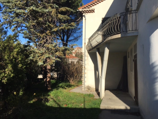 Maison à acheter de 200 m² à proximité de Saint-Antoine