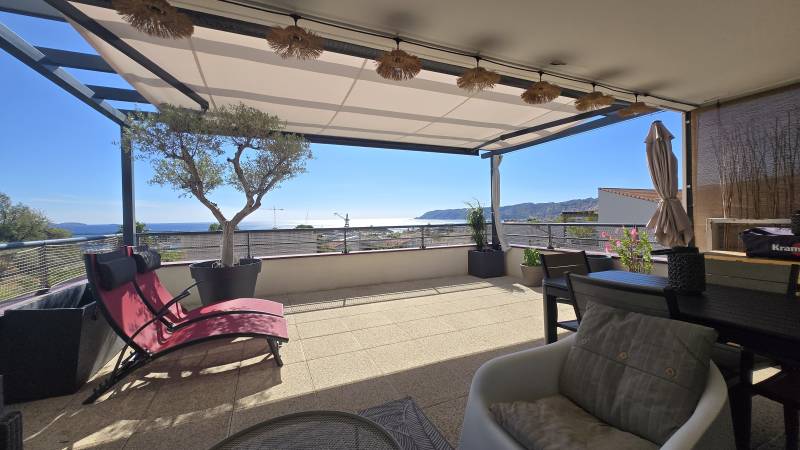 Terrasse orientée sud vue mer Marseille 13016