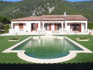 villa T5 gemenos villa 187m², double garage, piscine pool house, 4500m² terrain. estimation, prix au M2, expertise
