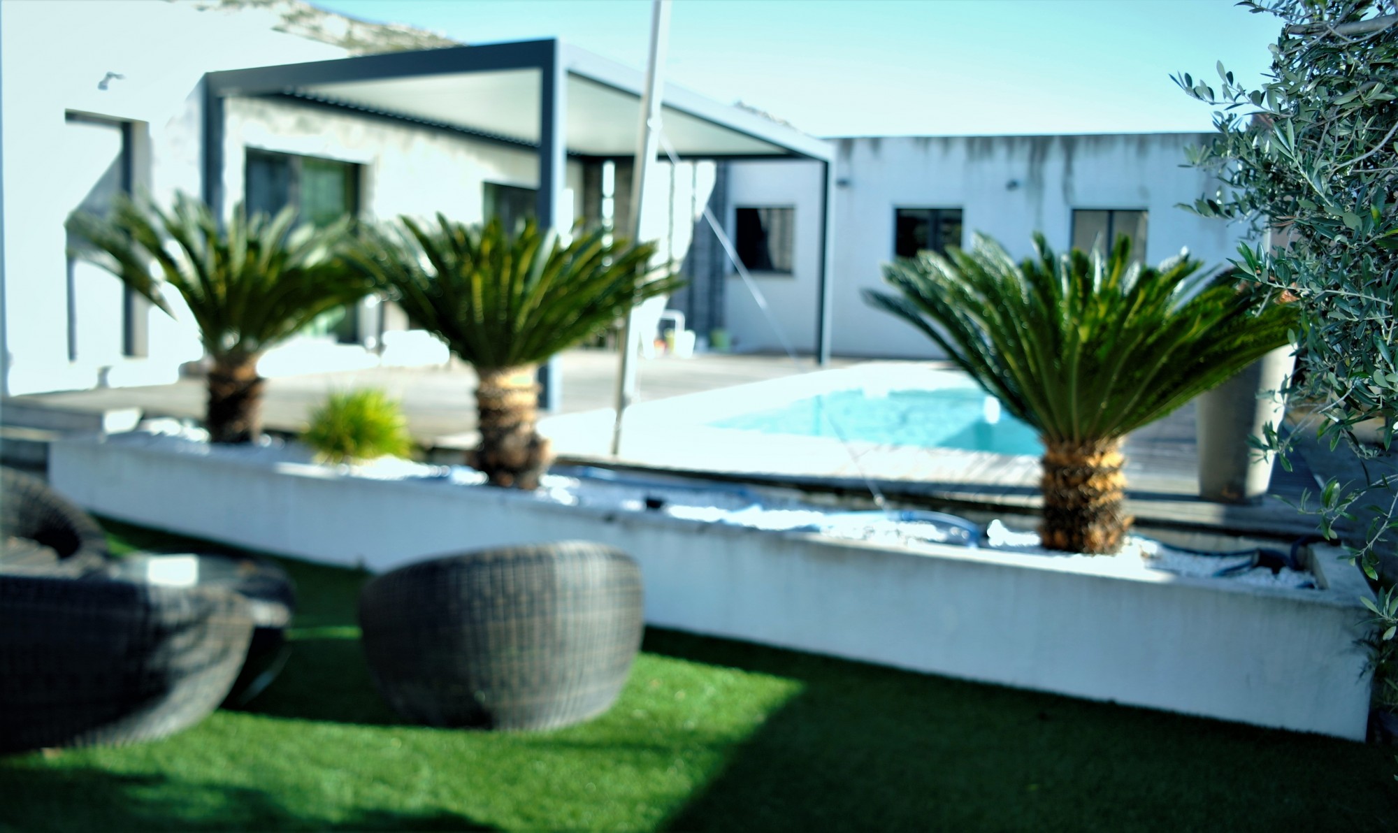 LE ROVE -  très belle Villa contemporaine de type 4 avec piscine et dépendances. estimation, prix au M2, expertise