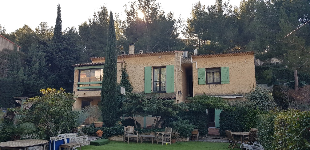 Villa Ensues La Redonne 6 pièces 150 m2, T4 + T2 et garage de 50 m² sur 1044 m² avec piscine T6 13820. estimation, prix au M2, expertise