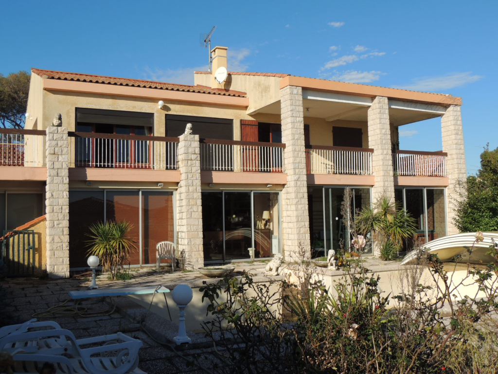 Villa traditionnelle T8 CARRY LE ROUET Vue mer exceptionnelle. Secteur très prisé. estimation, prix au M2, expertise