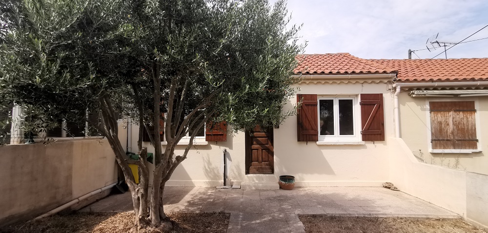 Jolie maison mitoyenne T3/4 avec jardin T3/4 le rove. estimation, prix au M2, expertise