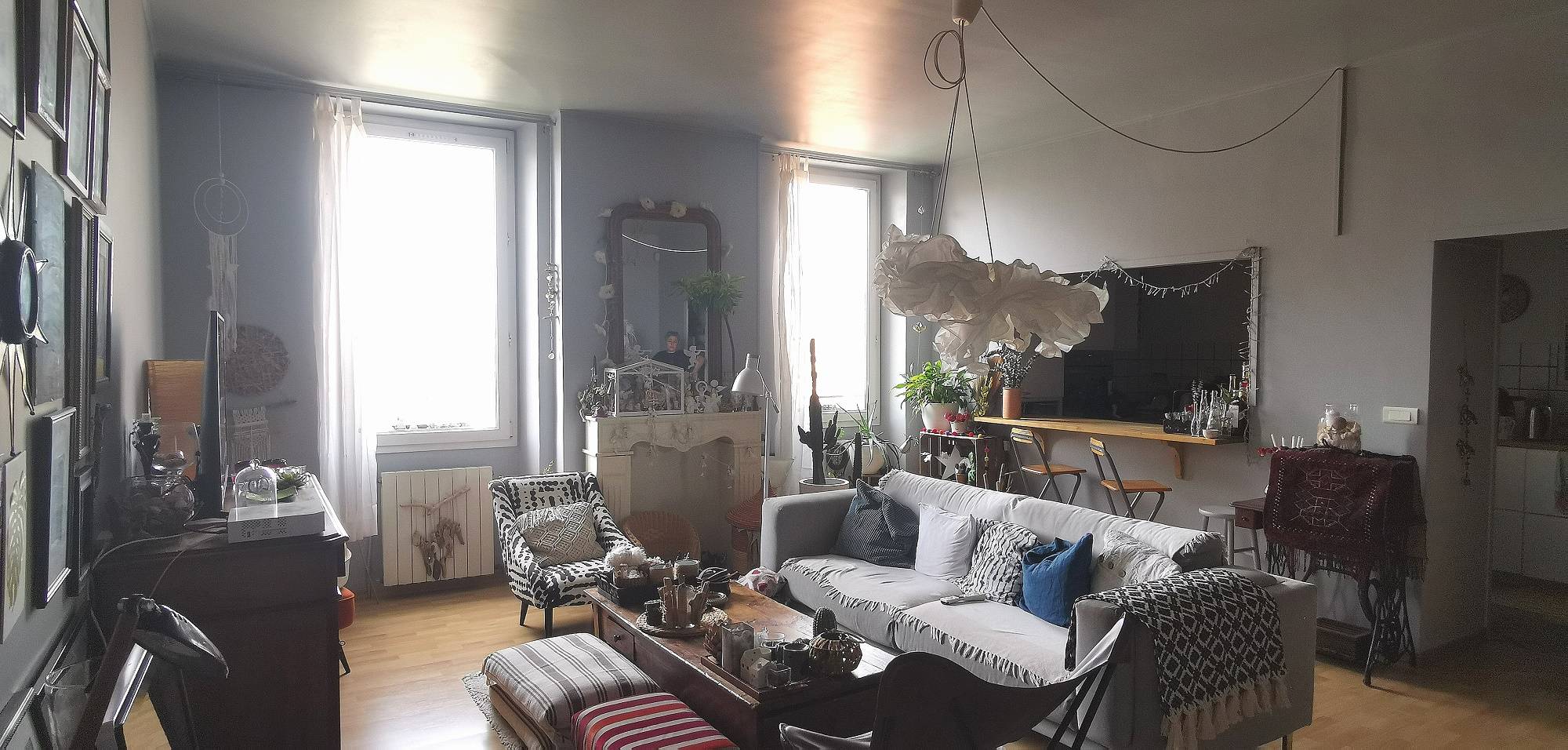 MARSEILLE 6ème, beau duplex de 97 m² de type 4 au dernier étage avec vue dégagée