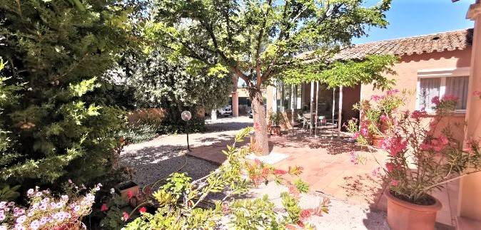 estimation prix au m2 Villa Le Rove 6 pièce(s) 155 m2 avec cuisine d'été, piscine, garage sur 1300m² de terrain arboré