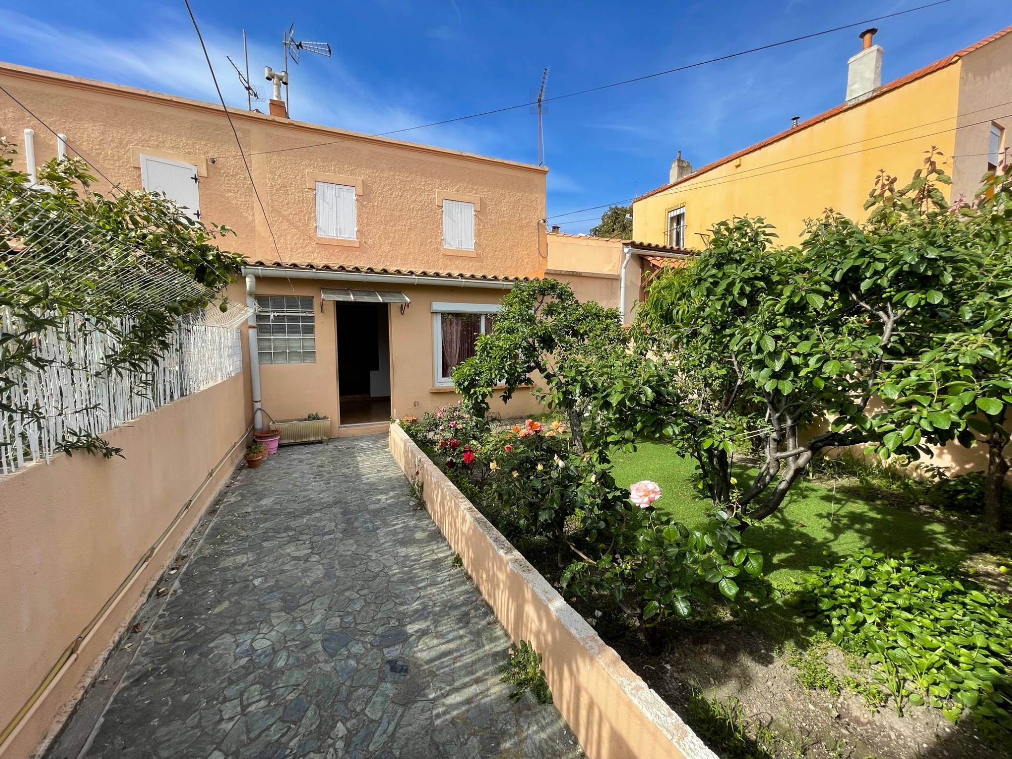 MOUREPIANE 16ème. Maison T3/4 avec terrasse jardin et parking. estimation, prix au M2, expertise