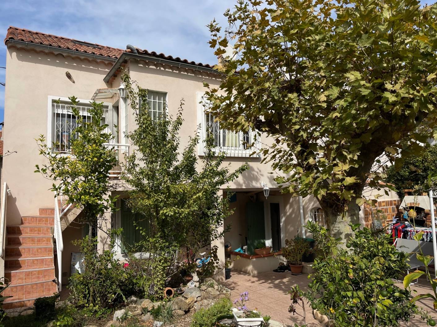 SAINT ANTOINE 15EME. Résidentiel. Maison T3 + T4 avec beau jardin arboré. Idéal 2 familles estimation, prix au M2, expertise