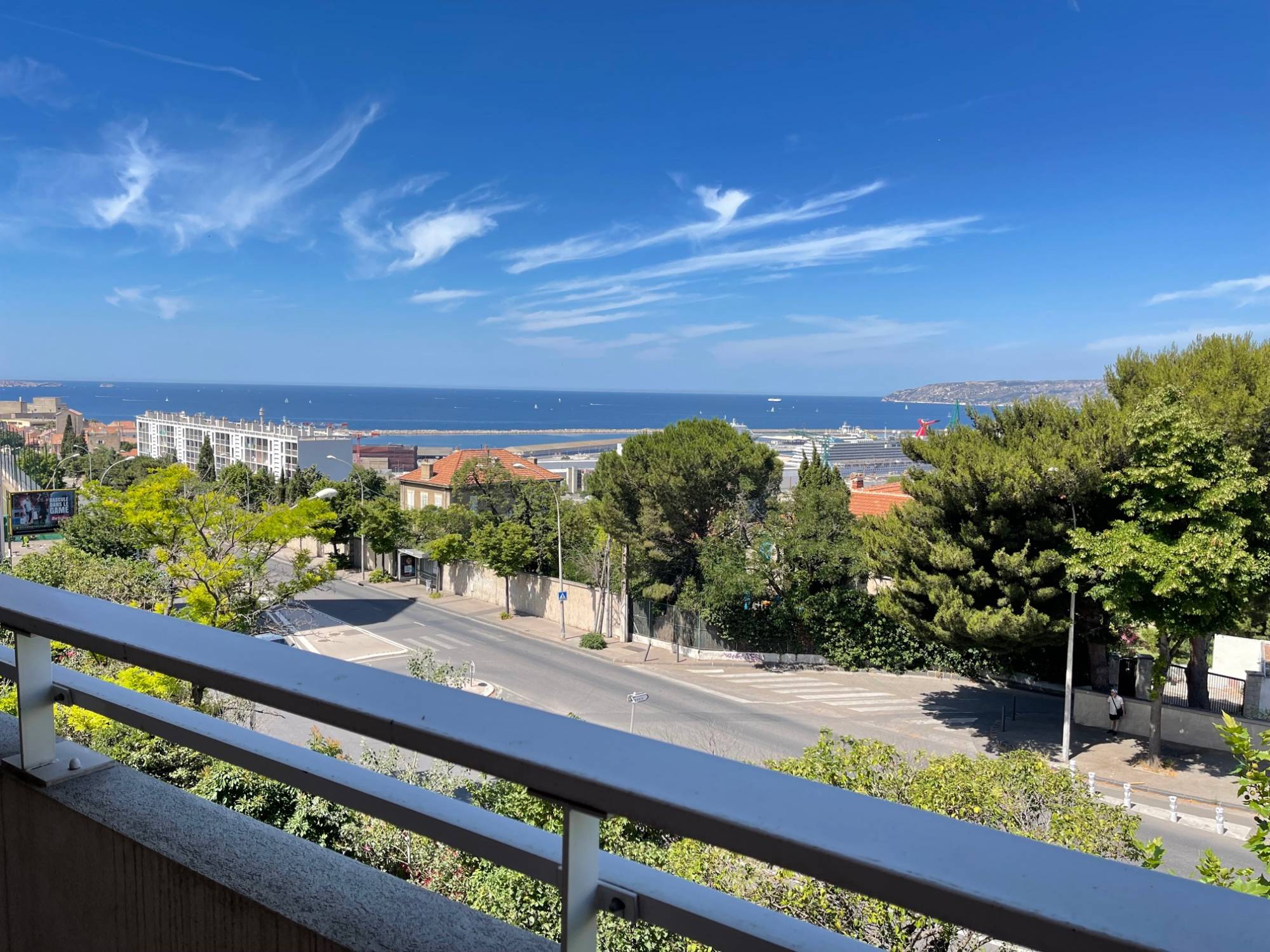 VUE MER MARSEILLE 13015