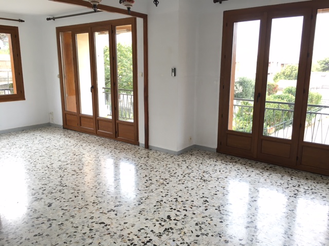 Appartement T4 Estaque triple exposition, Terrasse, Cave, copropriété calme et sécurisée estimation, prix au M2, expertise