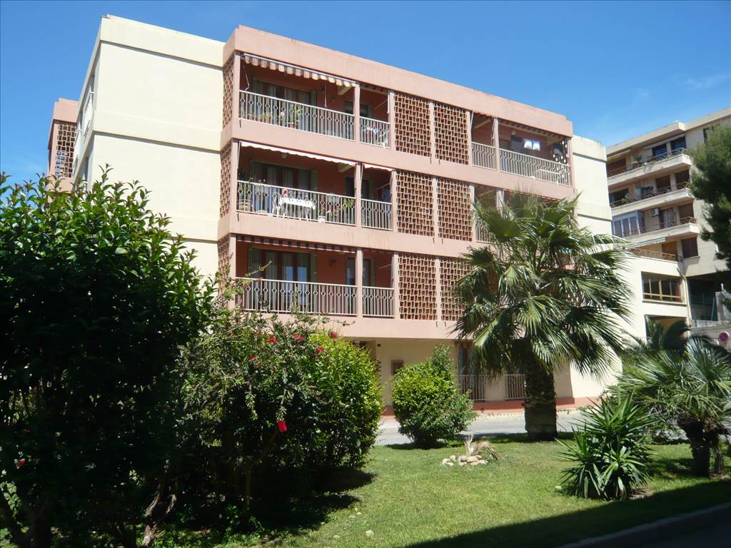 Appartement T3/4 Marseille 13016 L'Estaque Résidence recherchée. Possibilité garage. estimation, prix au M2, expertise