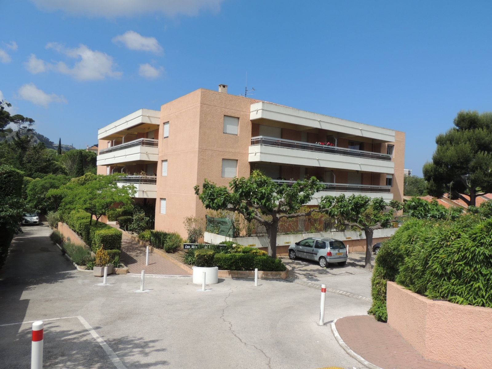 Appartement T4 MARSEILLE MAZARGUES TRÈS BEAU DUPLEX   Résidence fermée et sécurisée. estimation, prix au M2, expertise