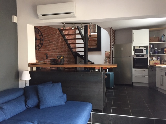 Maison de ville récente de type 3 avec terrasse et places de stationnement T3 13820 village. estimation, prix au M2, expertise