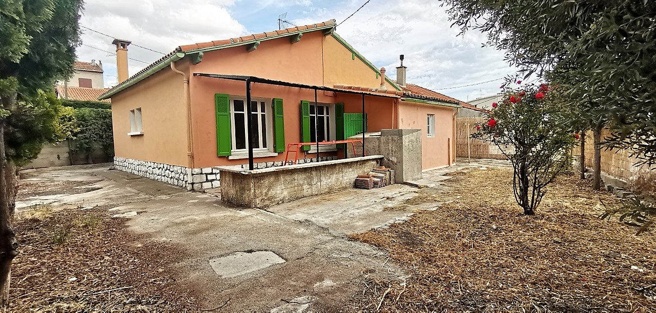 Estaque plage! Belle Maison de type 4 de plain-pied sur 379 m² de terrain