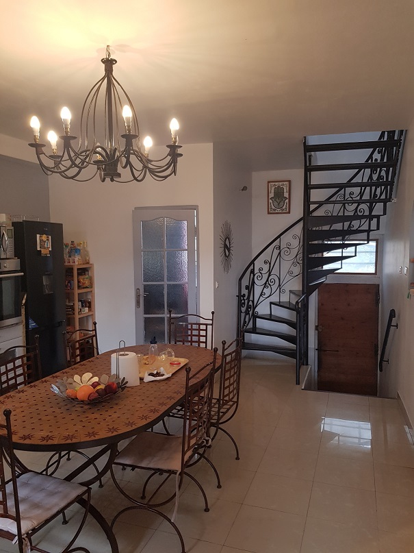 Belle villa quartier la Cabucelle   type 5 d'environ 150 m2   MARSEILLE  LA CABUCELLEestimation, prix au M2, expertise