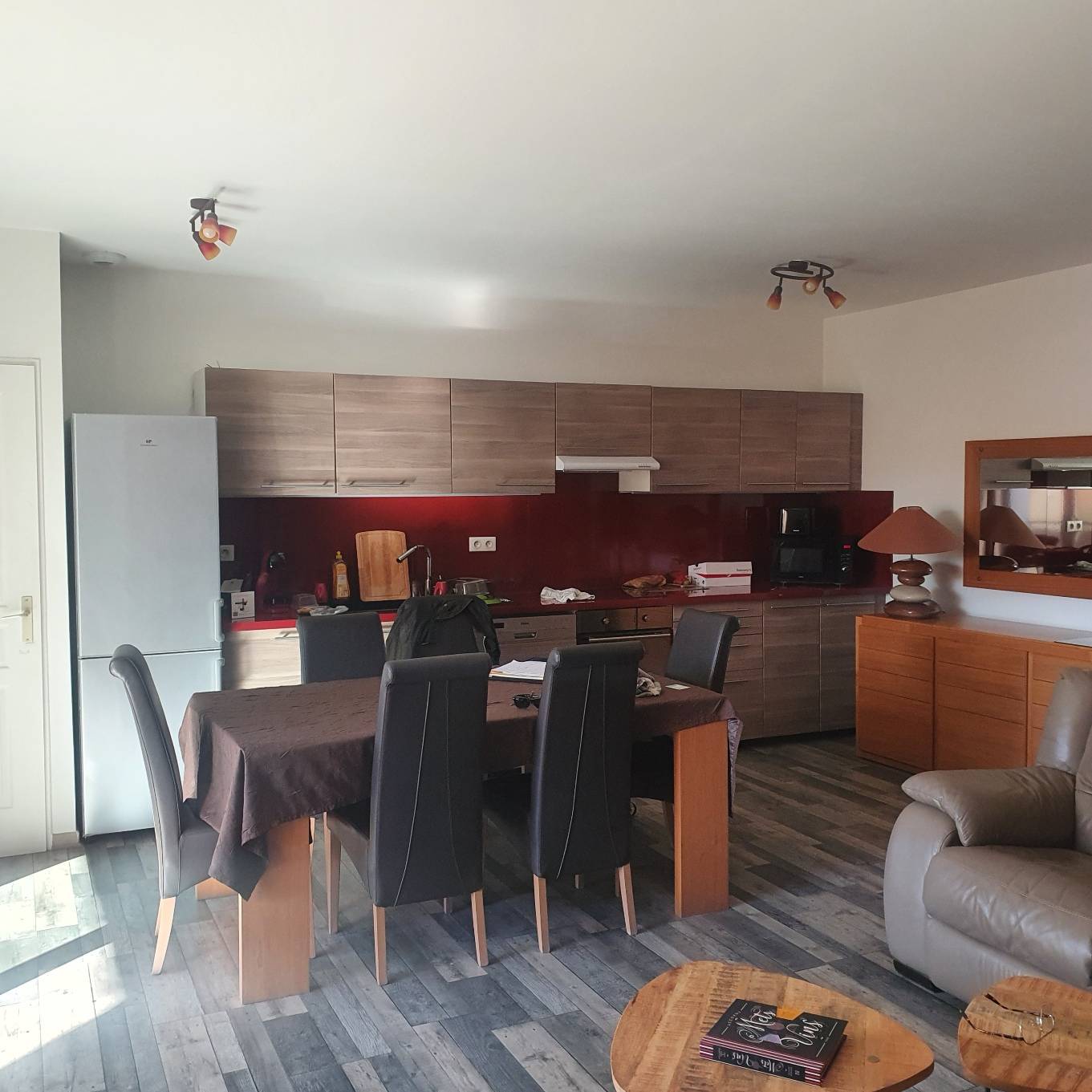 CARRY LE ROUET CENTRE MAGNIFIQUE APPARTEMENT T3 TERRASSE & DEPENDANCES