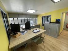 ESTAQUE 16EME. TRES BEAU LOCAL D'ACTIVITES RENOVE DE 119 M².