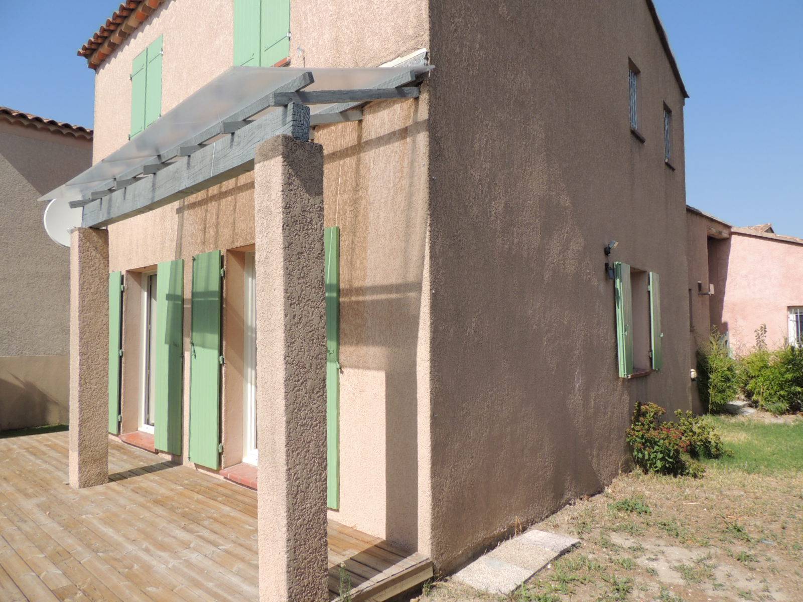 GIGNAC LA NERTHE VILLA T4 AVEC JARDIN TERRASSE ET GARAGE DANS  SECTEUR RESIDENTIEL