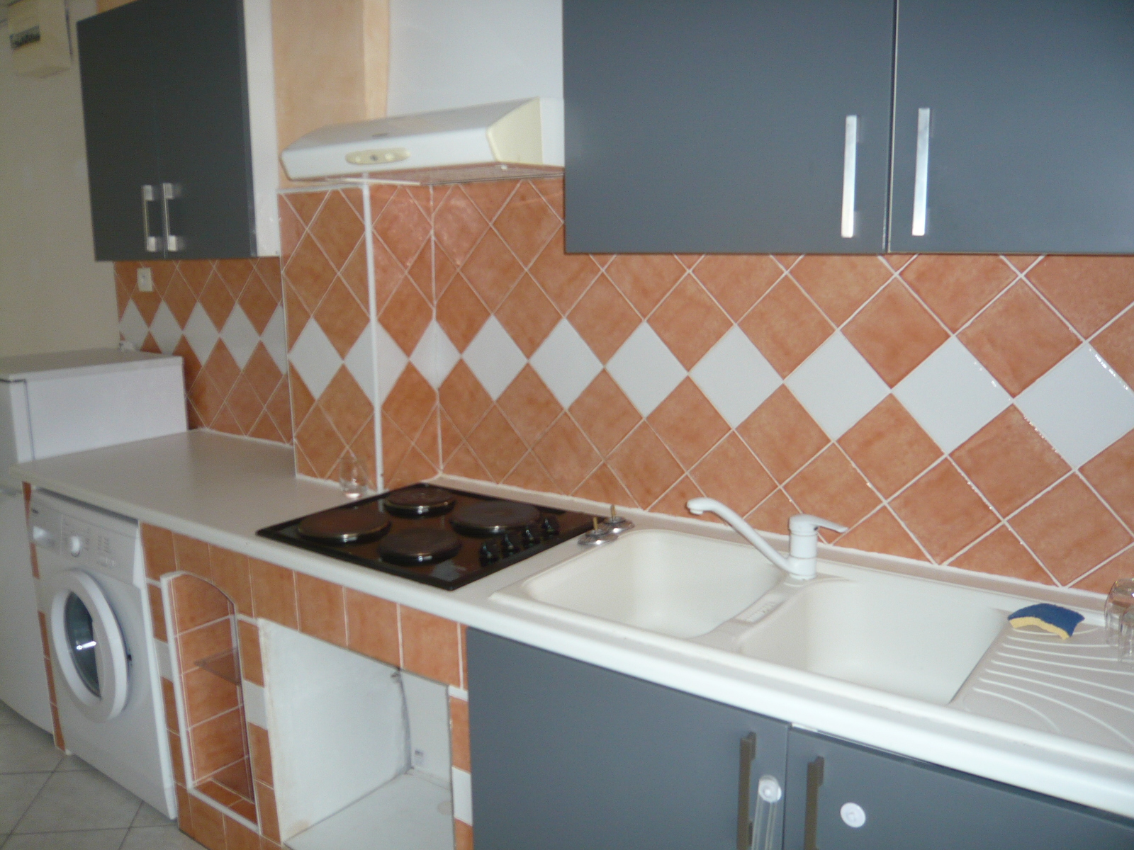 Appartement T2 LE ROVE Vue collines. estimation, prix au M2, expertise