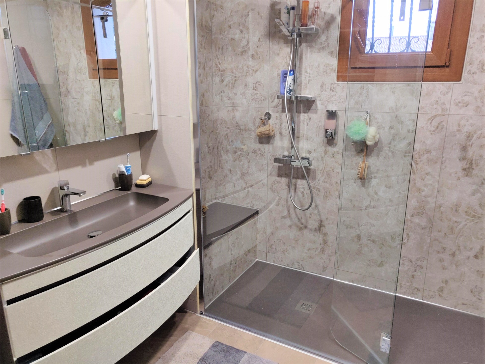 Villa traditionnelle T4 Le Rove Plain pied. Piscine. Garage. estimation, prix au M2, expertise