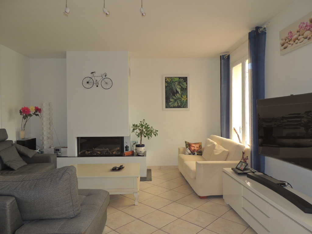 beau séjour lumineux