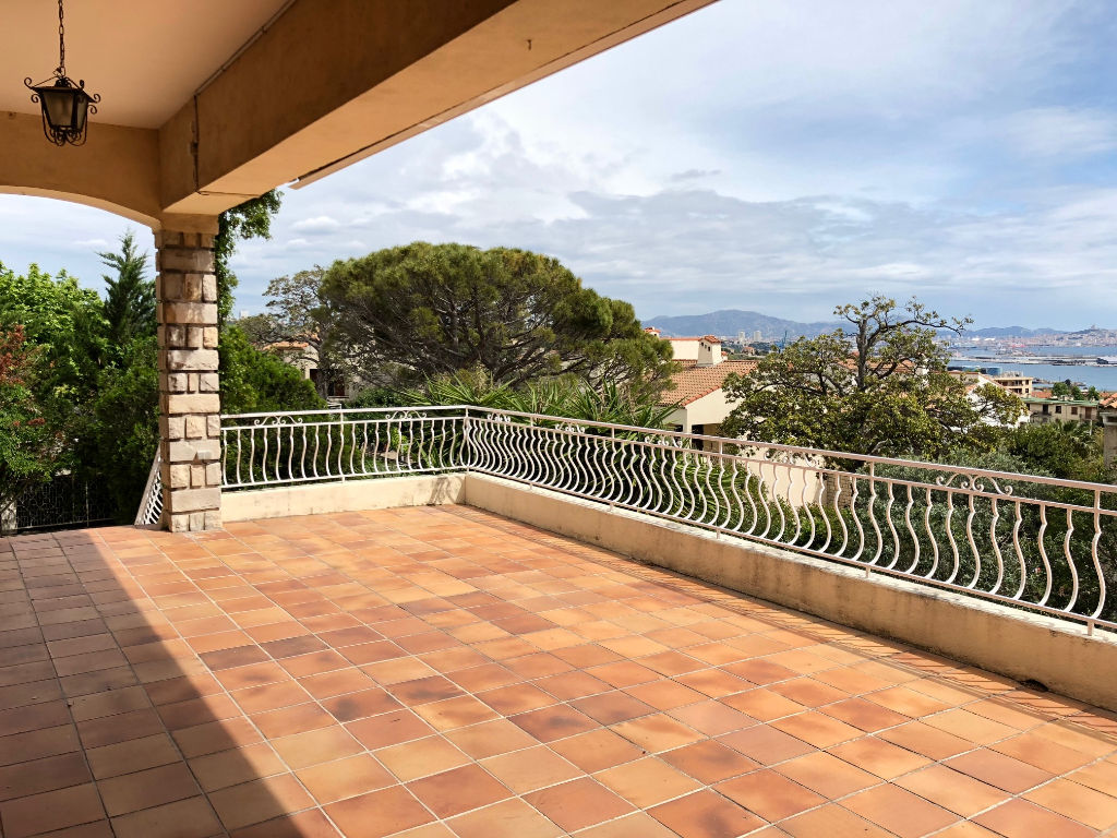 Villa traditionnelle T5 Estaque VUE SUR MERestimation, prix au M2, expertise